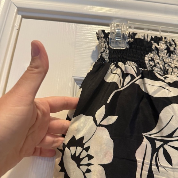 Anthropologie Pinkerton Silk Pants Women’s Small Black White Floral Boho Hippie - Picture 5 of 12